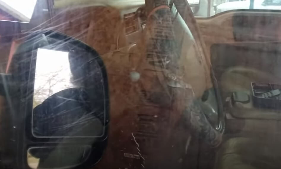 How To Remove Scratches From A Car Window